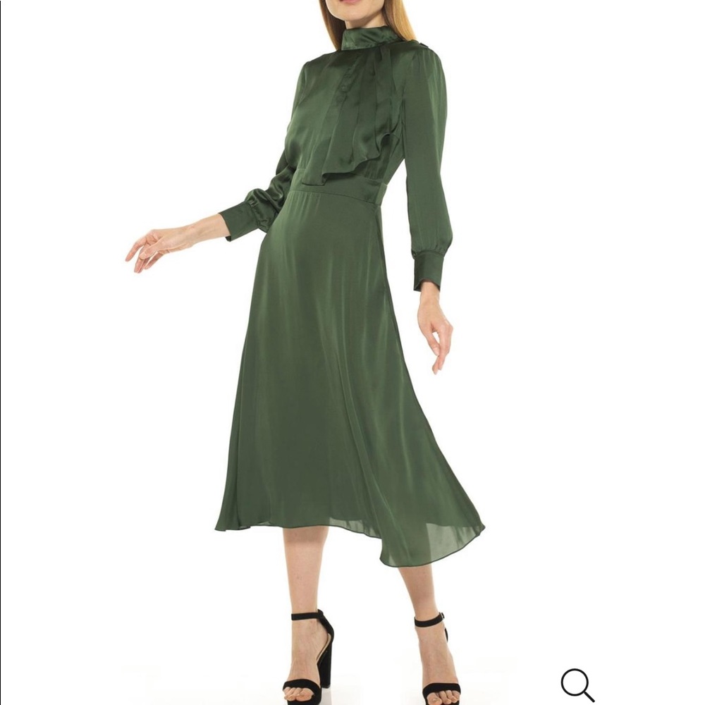 SATIN GREEN DRESS - Picture 2 of 5